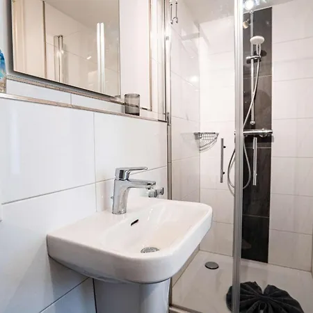 Апартаменты Kaiserhof 303 *